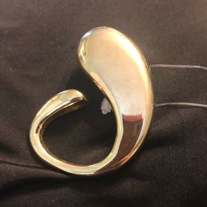 Signature Gold Tone Scarf Slide/ Accessory